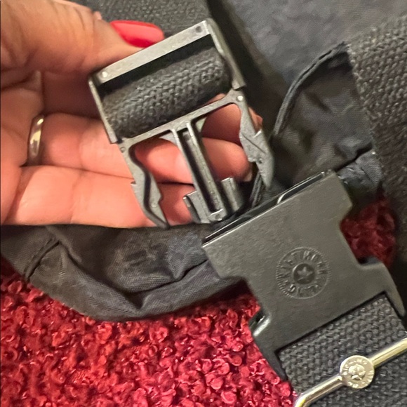 Kipling Black Convertible Crossbody/Fanny Pack - Picture 14 of 15